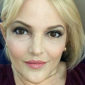 Meet your Posher, Diana